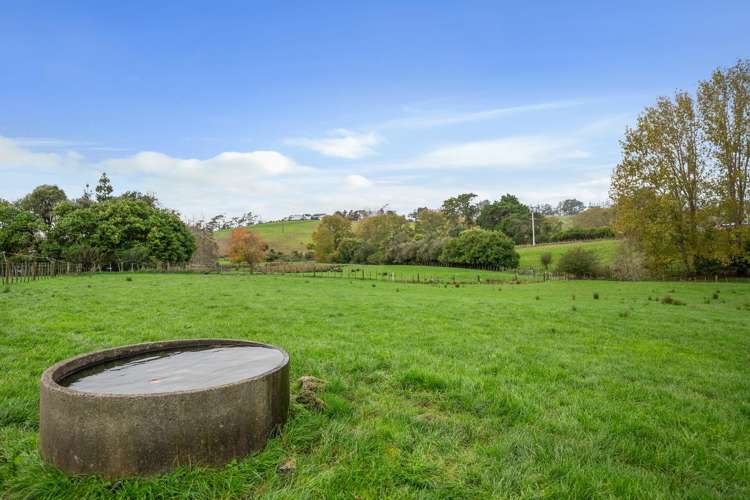 19 Valley Road Waitoki_26