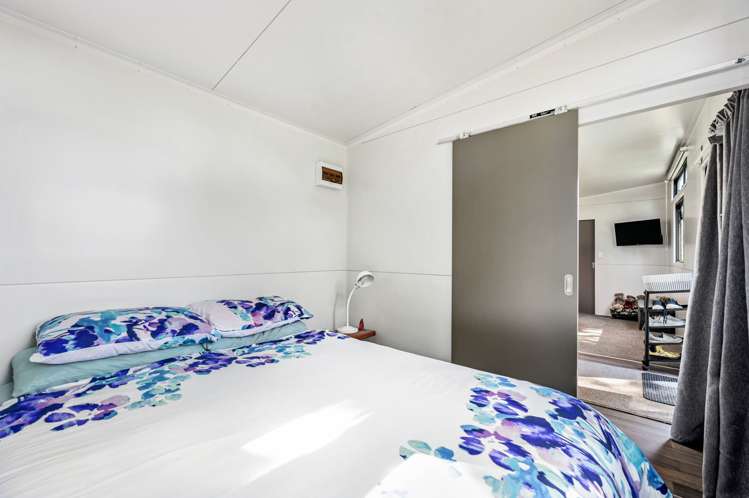 1/5 Te Wharekaihua Grove Turangi_5