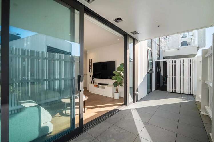 117/223A Green Lane West Epsom_2