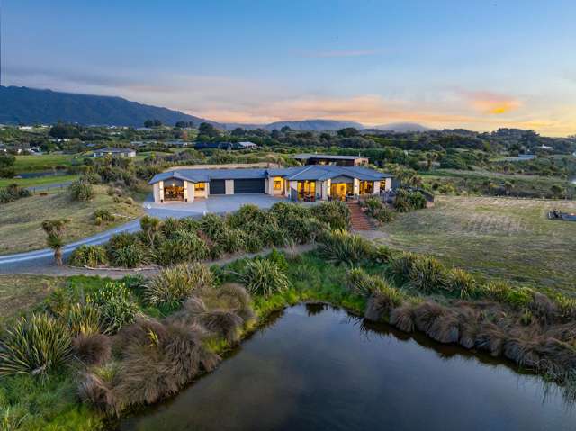 37 Pingao Lane Peka Peka_2