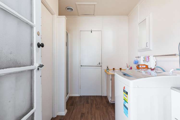 2 Te Mitiotu Grove Turangi_11