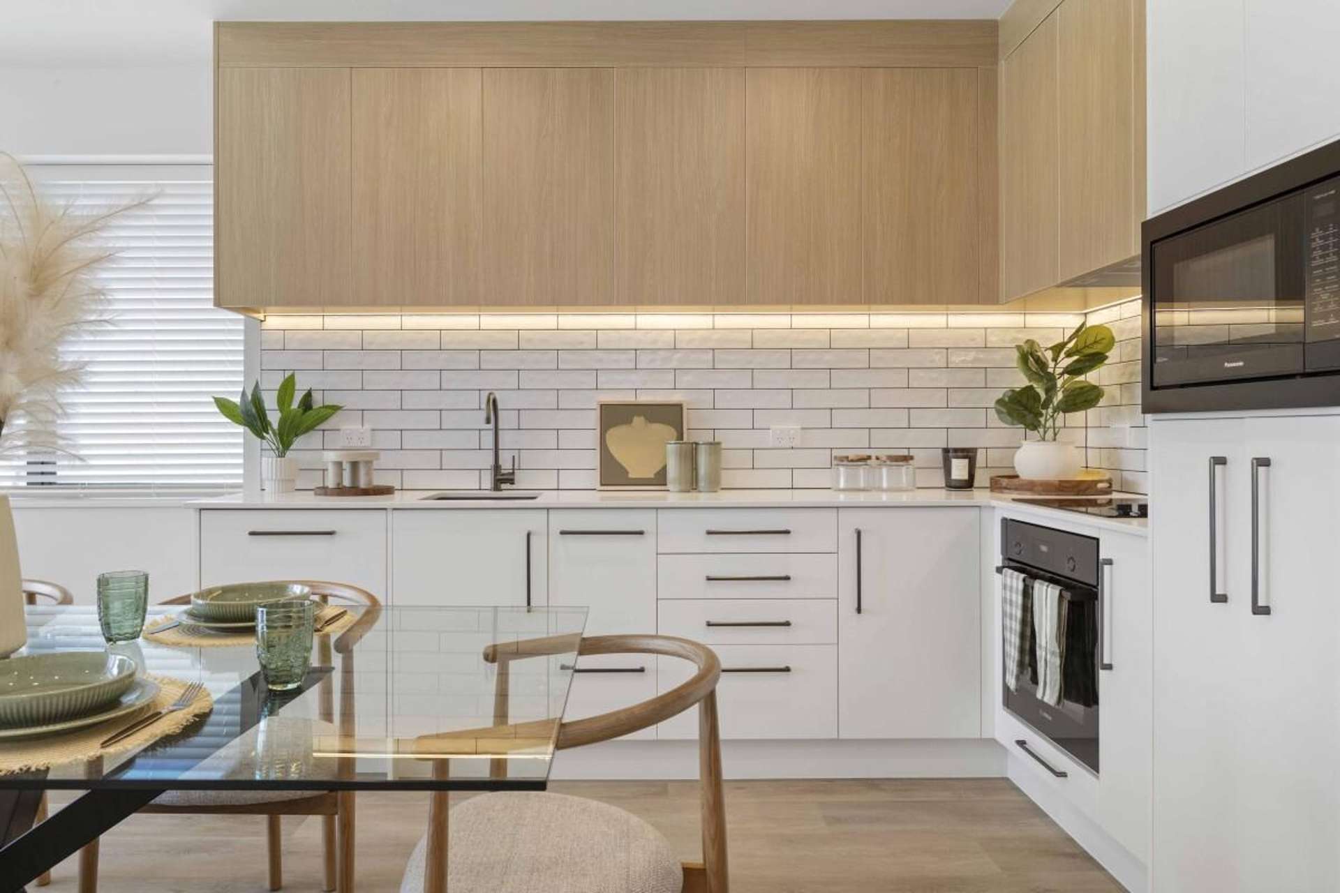 2-8 Alamein Terrace Mount Albert_0