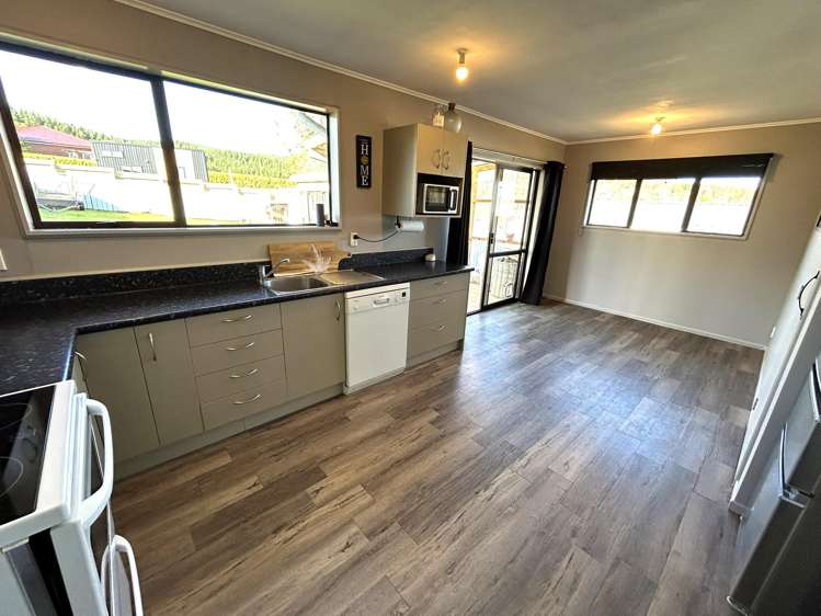 2 Wangaloa Road Kaitangata_19