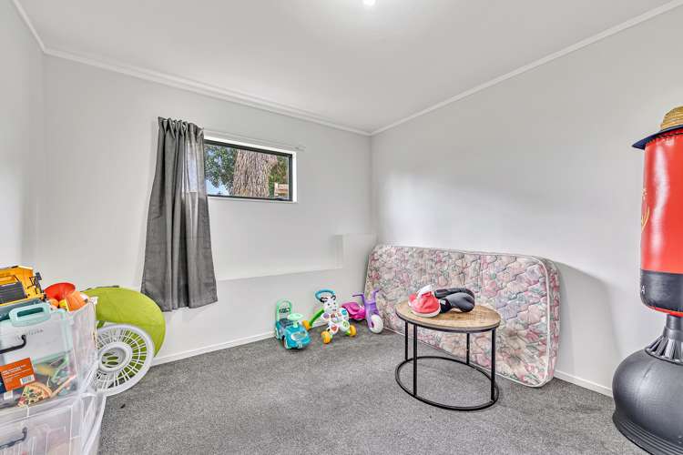 13a Volante Avenue Wattle Downs_11