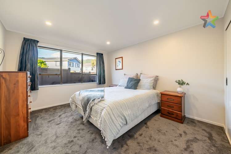 28 Mcenroe Grove Naenae_8