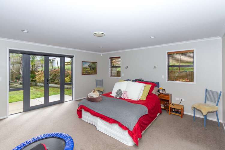 43 Heathfield Avenue Huntington_10