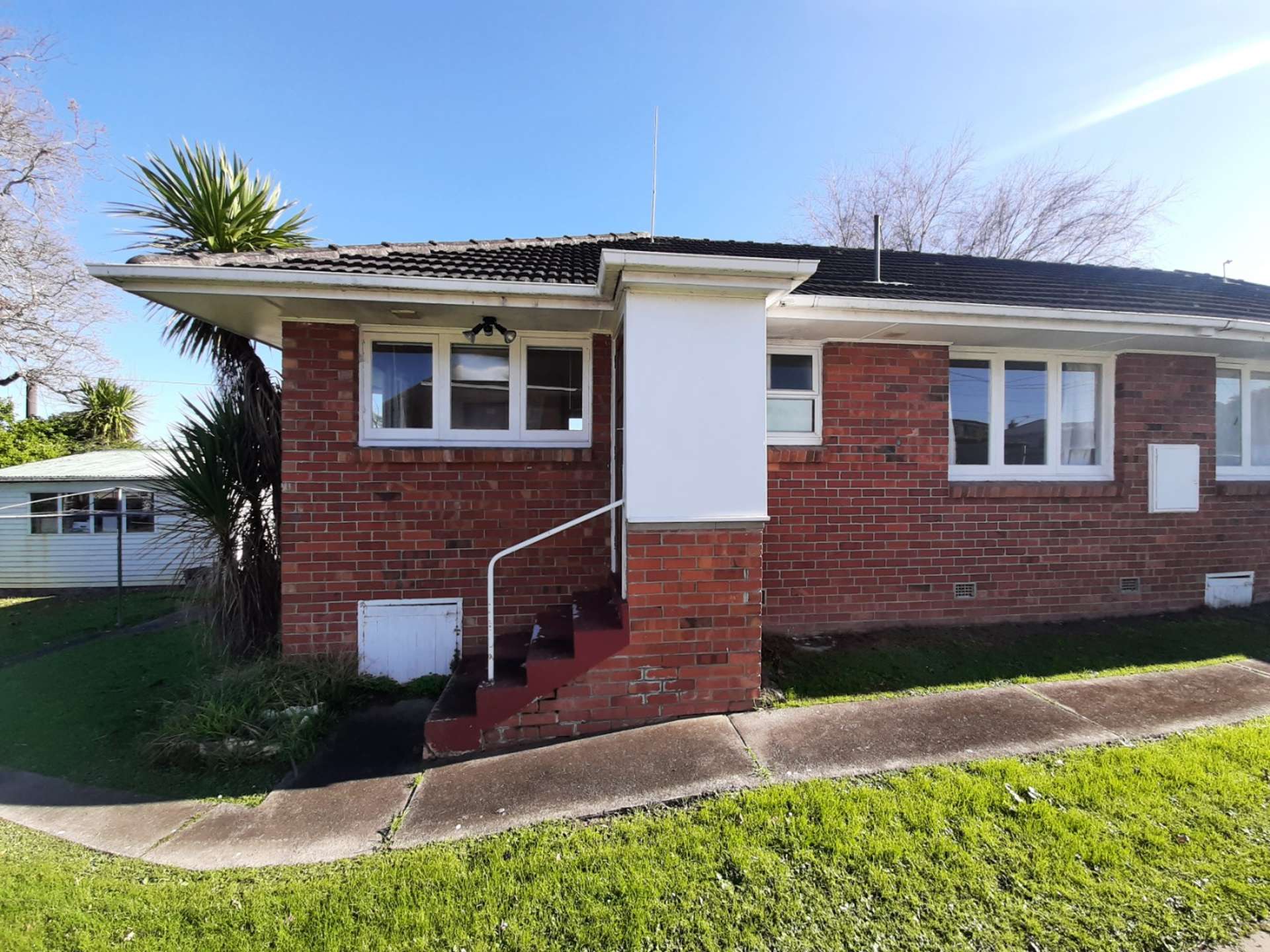 2/27 Exmouth Road Northcote_0