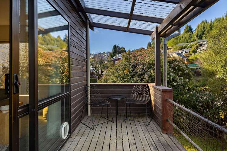 31 Watts Road Fernhill/Sunshine Bay_2