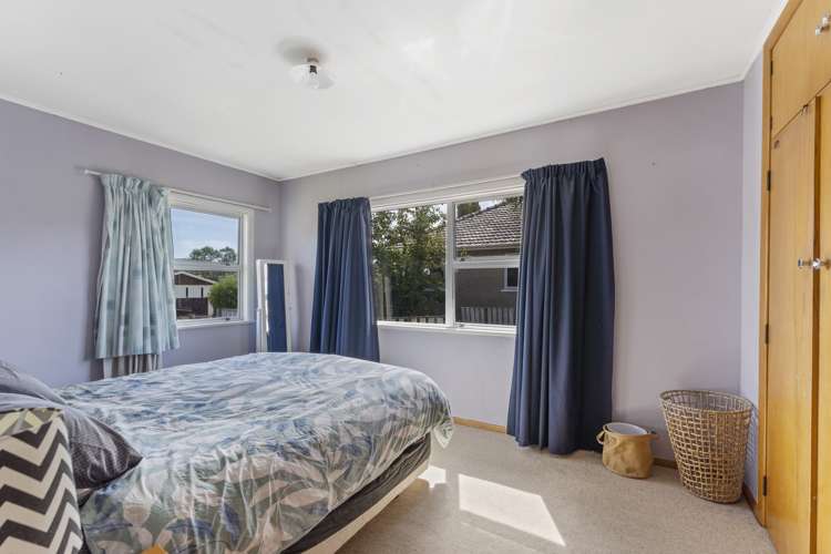 13 Churchill Avenue Richmond_9