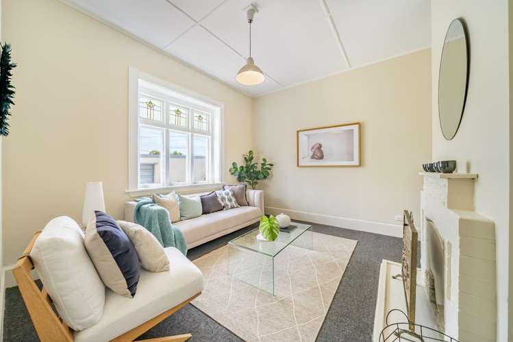 37 Plunket Ave_3