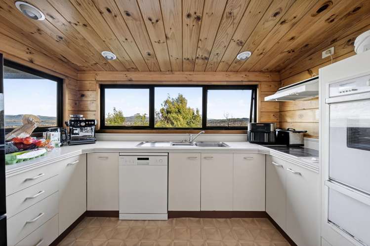 23 Russell Crescent Western Heights_5