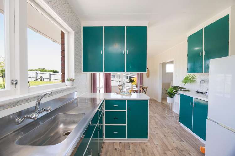 25 Homelands Avenue_4
