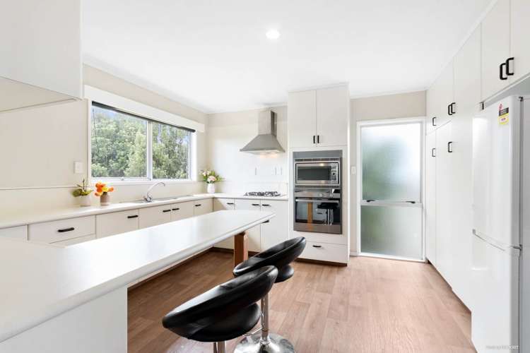 4 Alton Terrace Pakuranga Heights_6