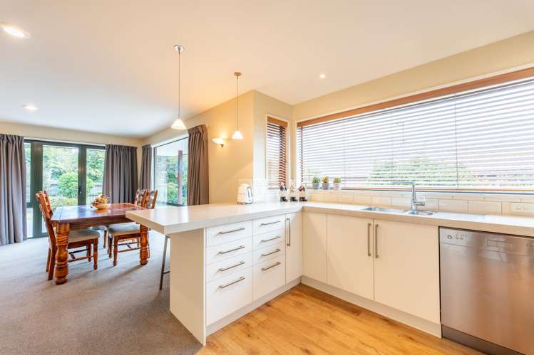 185 Mountain View Road_4