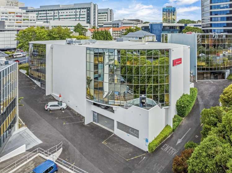 Tenancy B/93 Grafton Road Grafton_1