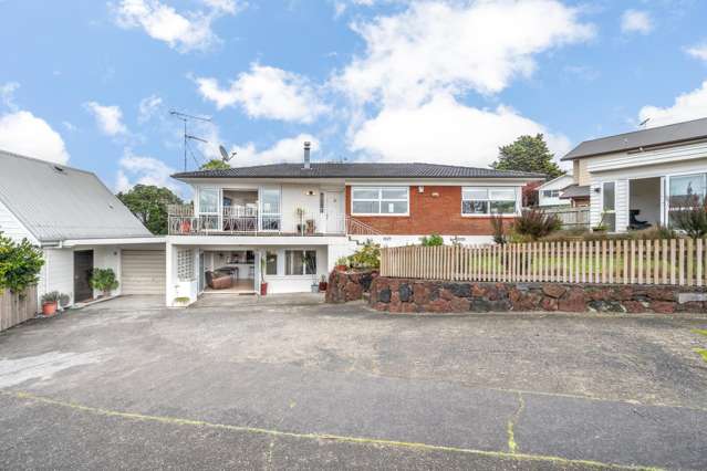 Spacious 4 Bedroom on Union