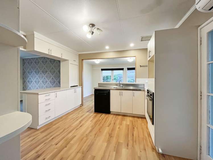 9 Leslie Avenue_0