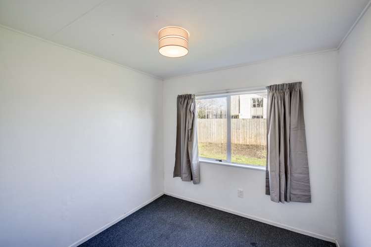 355 Flaxmere Avenue Flaxmere_10