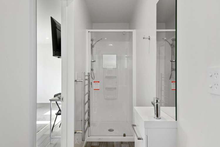 R3/7A Mathesons Rd Phillipstown_5