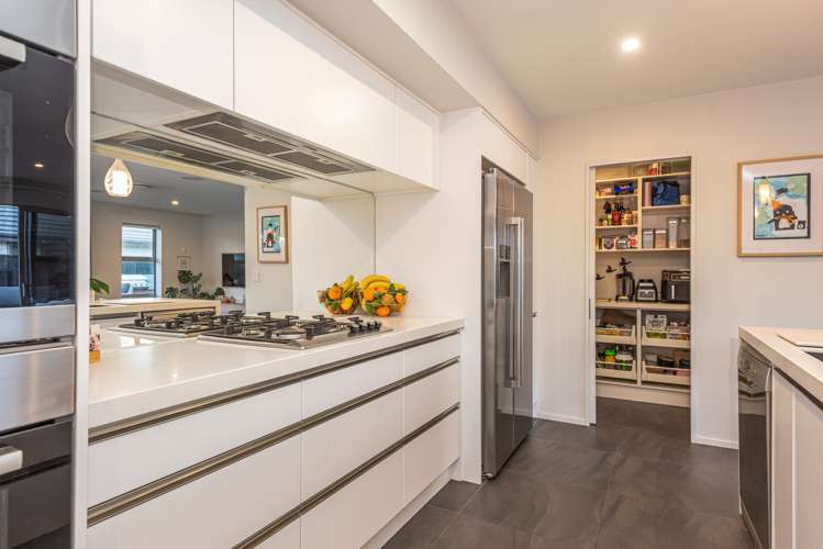 29 Sunline Avenue Lincoln_7