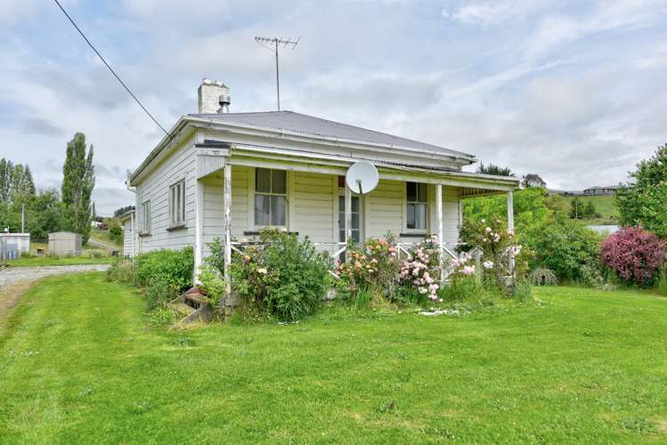 38 Scotswood Street Waikaia_2