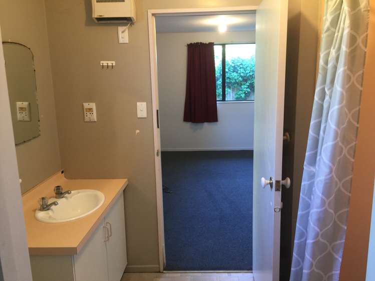 2/25 Owens Terrace Upper Riccarton_11