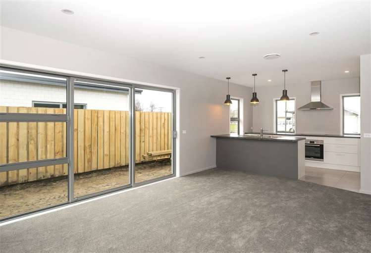 16 Corsair Crescent Burleigh_10