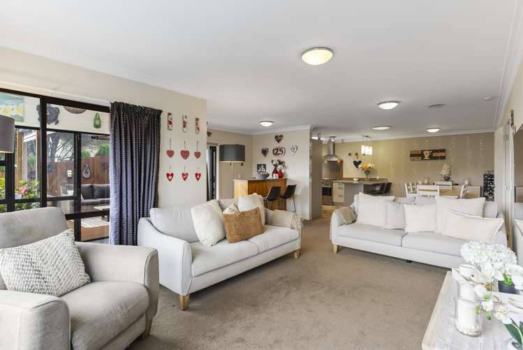 2/15 Eastwood Rise Browns Bay_11