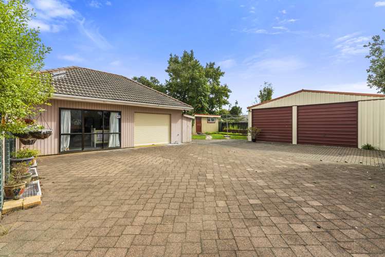 35 Robertson Street Glenholme_13