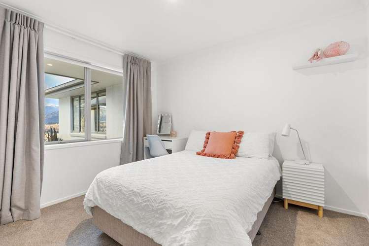 3 Shipton Court Lower Shotover_16