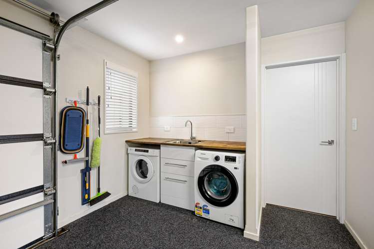 14 Eastfield Drive Lincoln_19