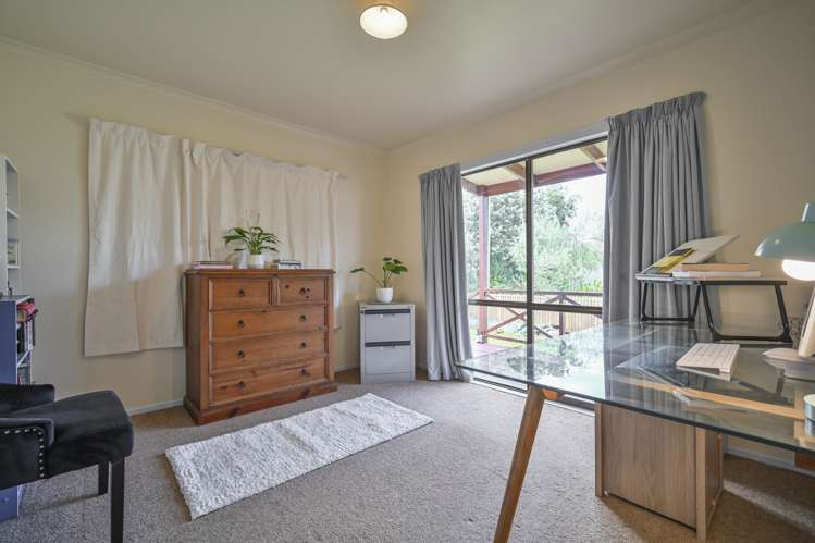 73 Ferry Road Clive_17