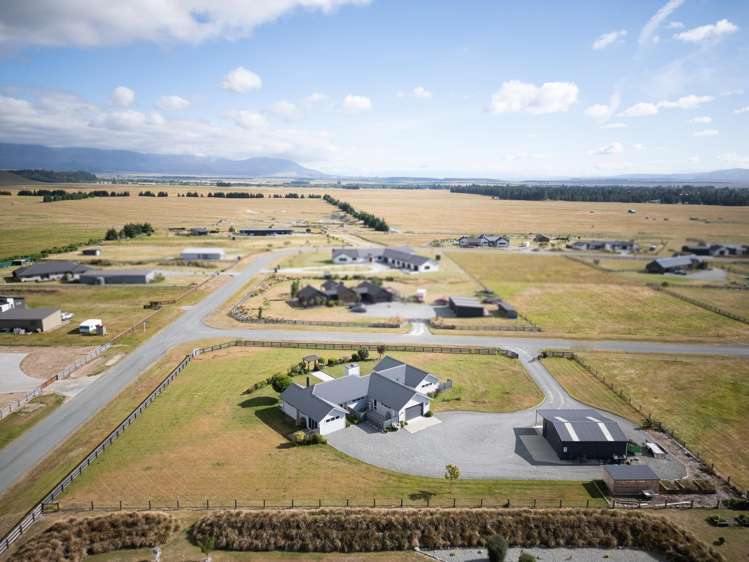 2 Homestead Avenue Twizel_34