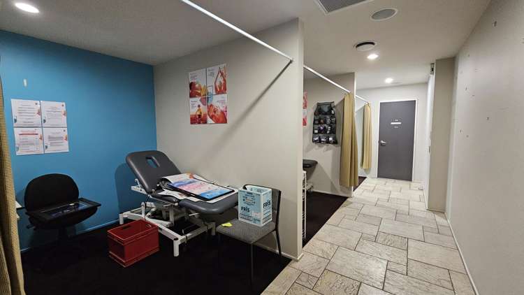 117 Maraekakaho Road (Ground Floor) Camberley_6