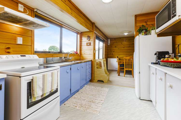 2/4 Bunnythorpe Road Papakura_7