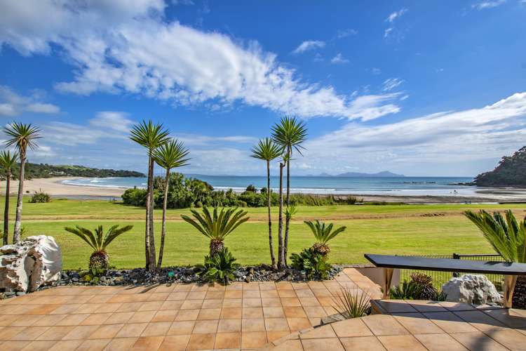 10 Breadalbane Place Langs Beach_23
