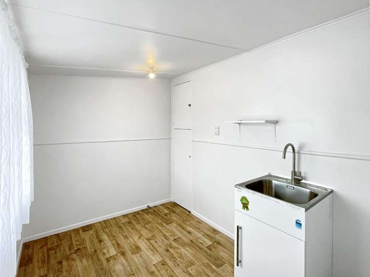 102 Broadway 10858_12