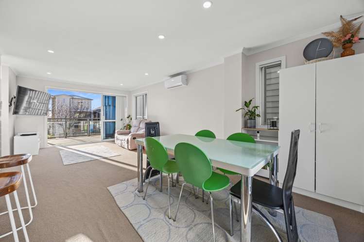 39 Arrowsmith Drive_5