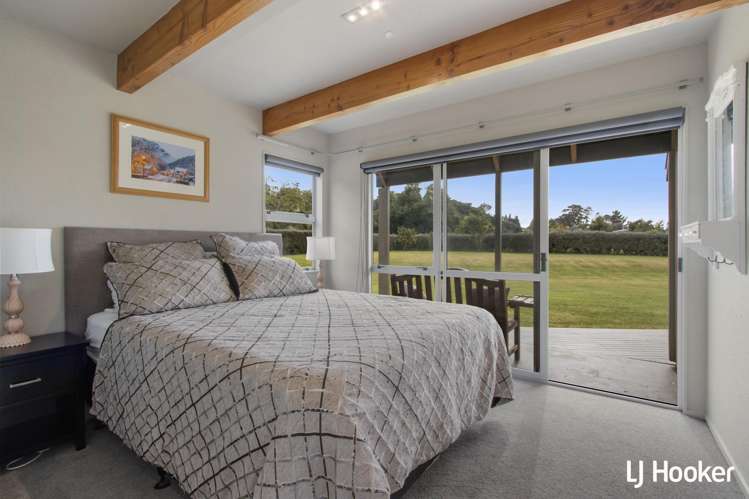 10 Bridgman Lane Tanners Point_17