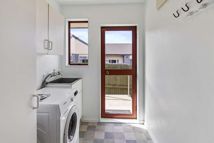 49 Pages Road Marchwiel_12