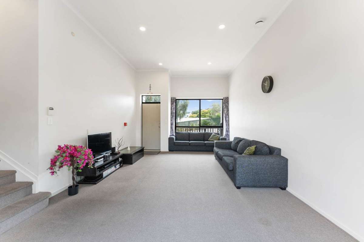 6/2 Swan Hill Drive_4