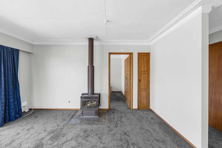 11 Railway Esplanade Gore_13