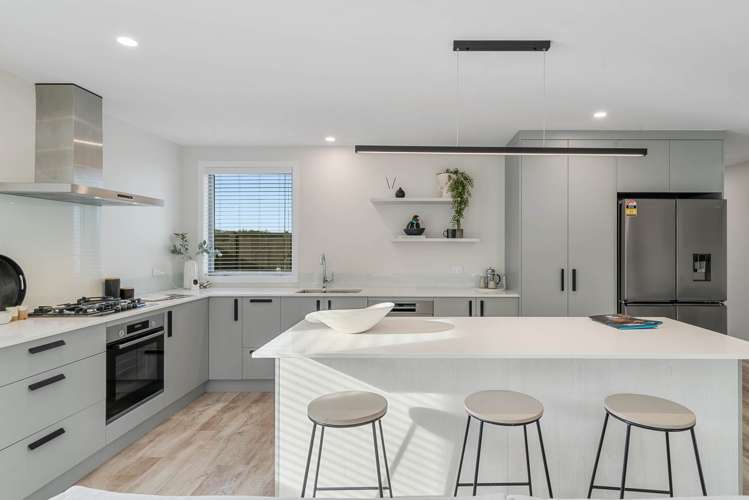 36 Metoriti Crescent_0