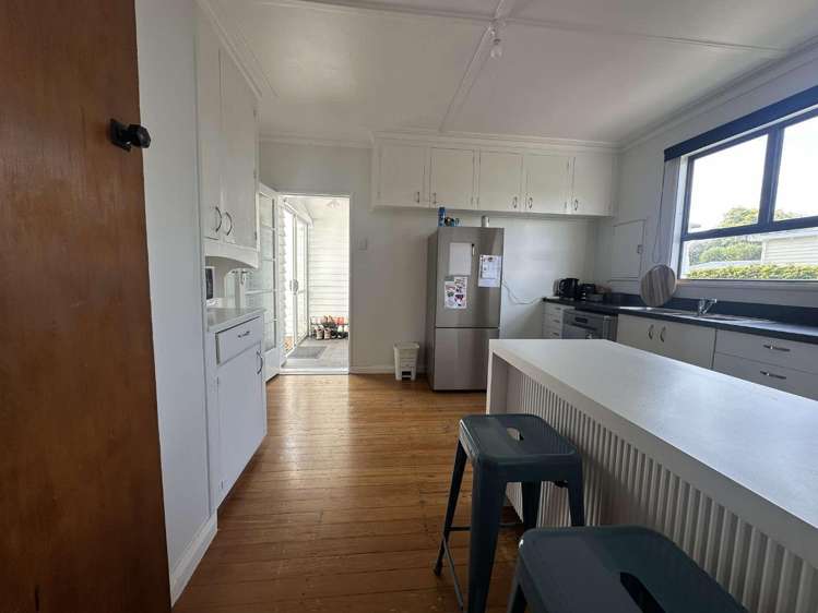 125 Brooklands Road Brooklands_12