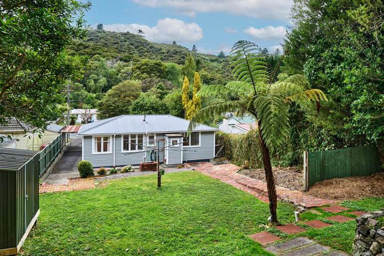 61 Hair Street Wainuiomata_10