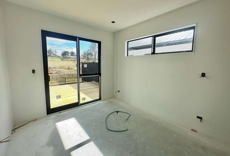 390 Te Taruna Drive_5