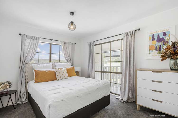 48 Percy Dyett Drive Karori_9