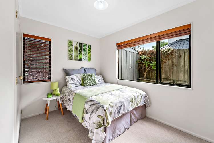 2/5 Anne Road Hillcrest_18