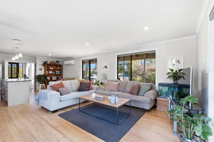 17 Parkerfield Place_3
