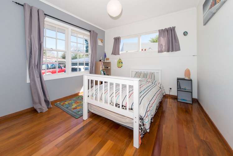 35 Edmund Hillary Avenue Papakura_12